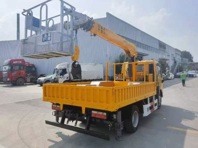 高空作業(yè)車工程車輛廠